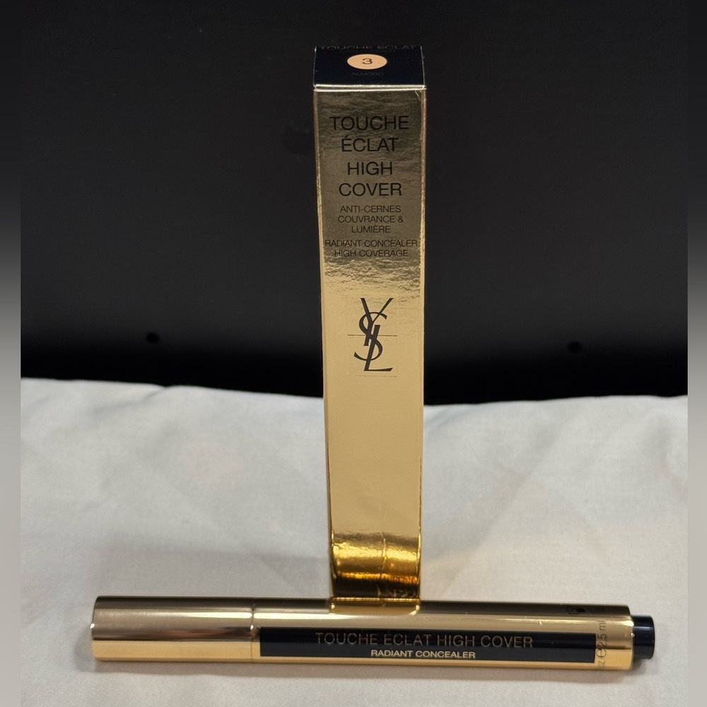 Yves Saint Laurent Touche Éclat High Cover Concealer in Shade 3